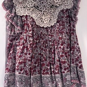 Floral Lace Trim top